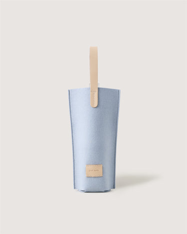 Blue wool wine bag with leather handle