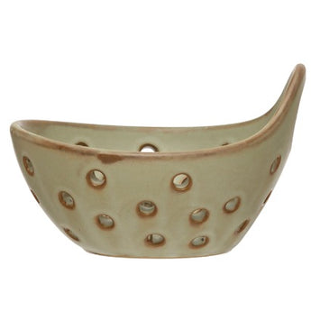 Natural matte white and brown berry bowl with handle