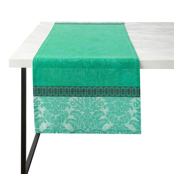 Escapade Tropicale Green Table Runner