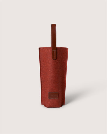 Red wool wine bag with leather handle