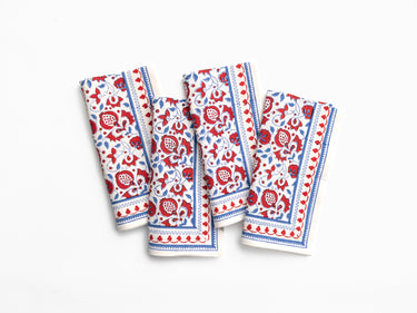 Pom Fan Flower White Table Linen Collection Napkins set of 4
