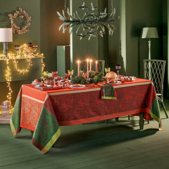 Noel Fruite Rouge Tablecloth