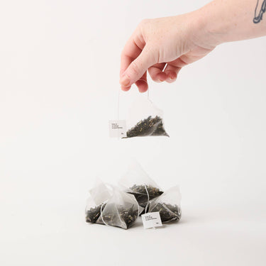 Wight Tea Company - Mini Fig Herbal Teabag Pouch (Gift Box Size)